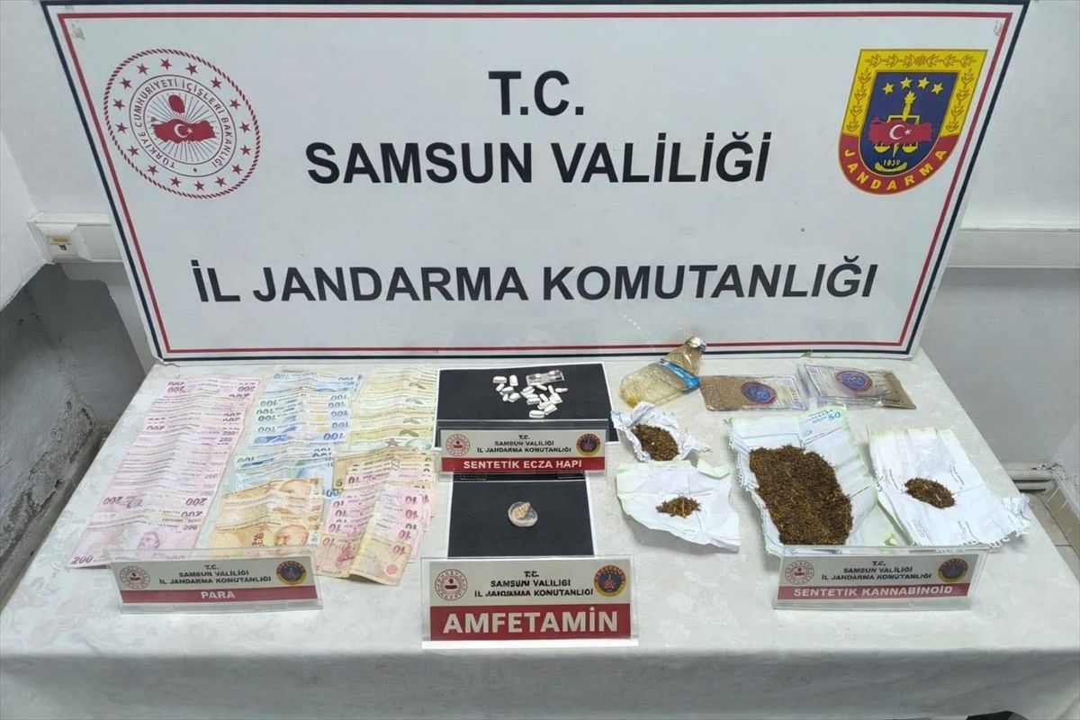 Samsun\'da Uyuşturucu Operasyonu: 4 Gözaltı