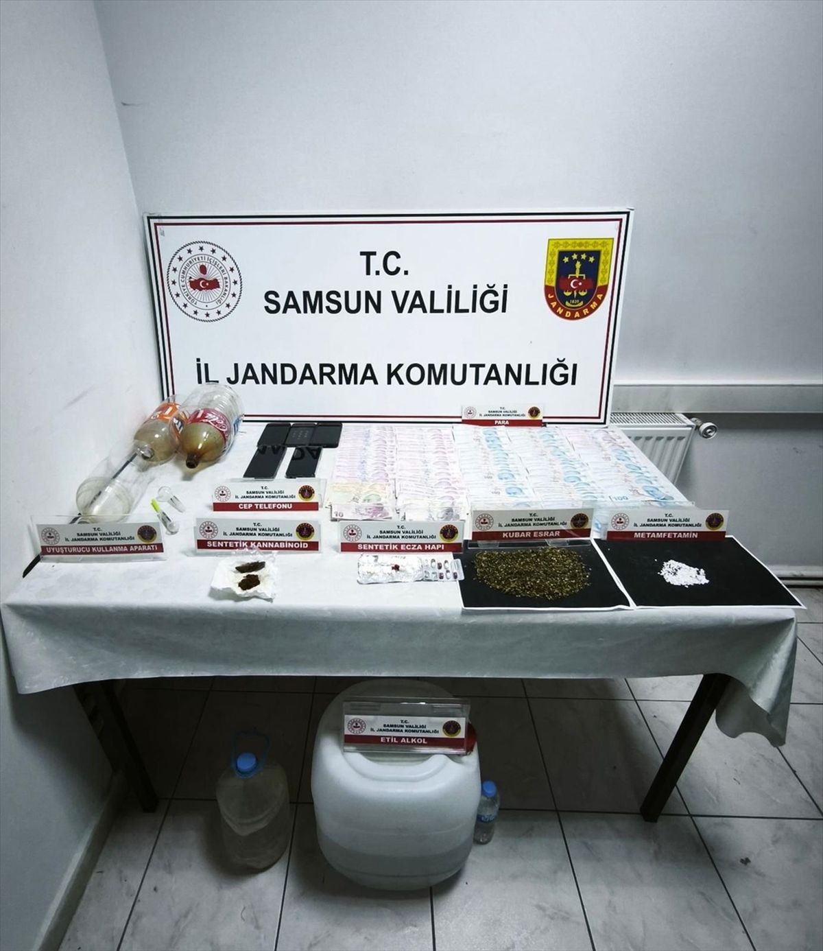 Samsun\'da Uyuşturucu Operasyonu: 5 Gözaltı