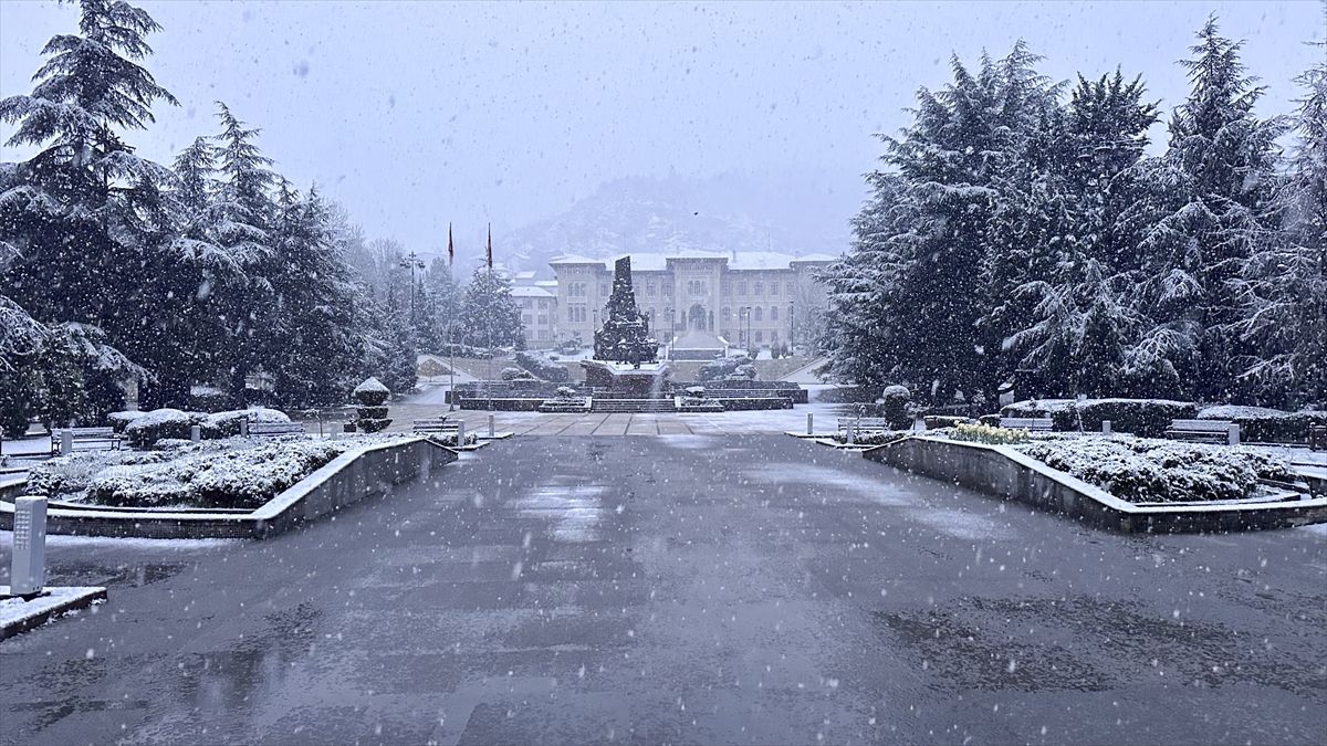 Samsun ve Kastamonu\'da Kar Yağışı