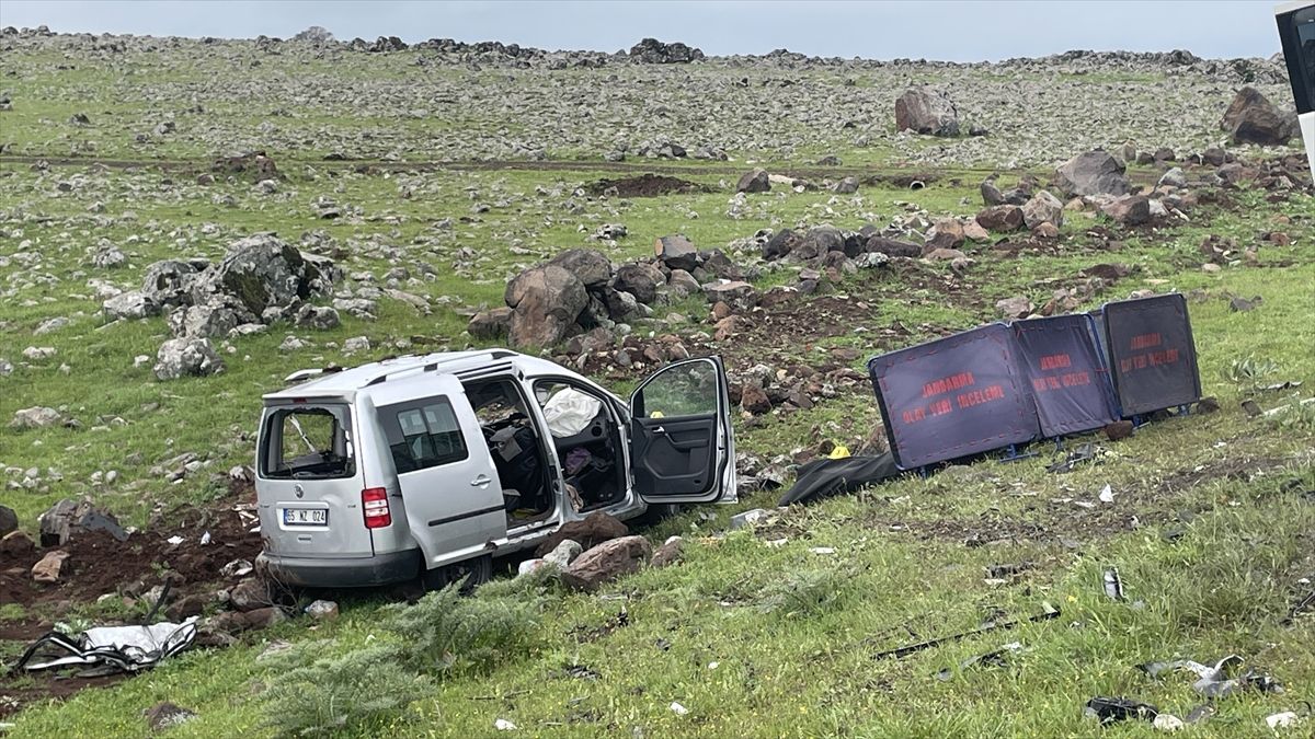 Siverek’te Tır-Hafif Ticari Araç Kazası: 2 Ölü