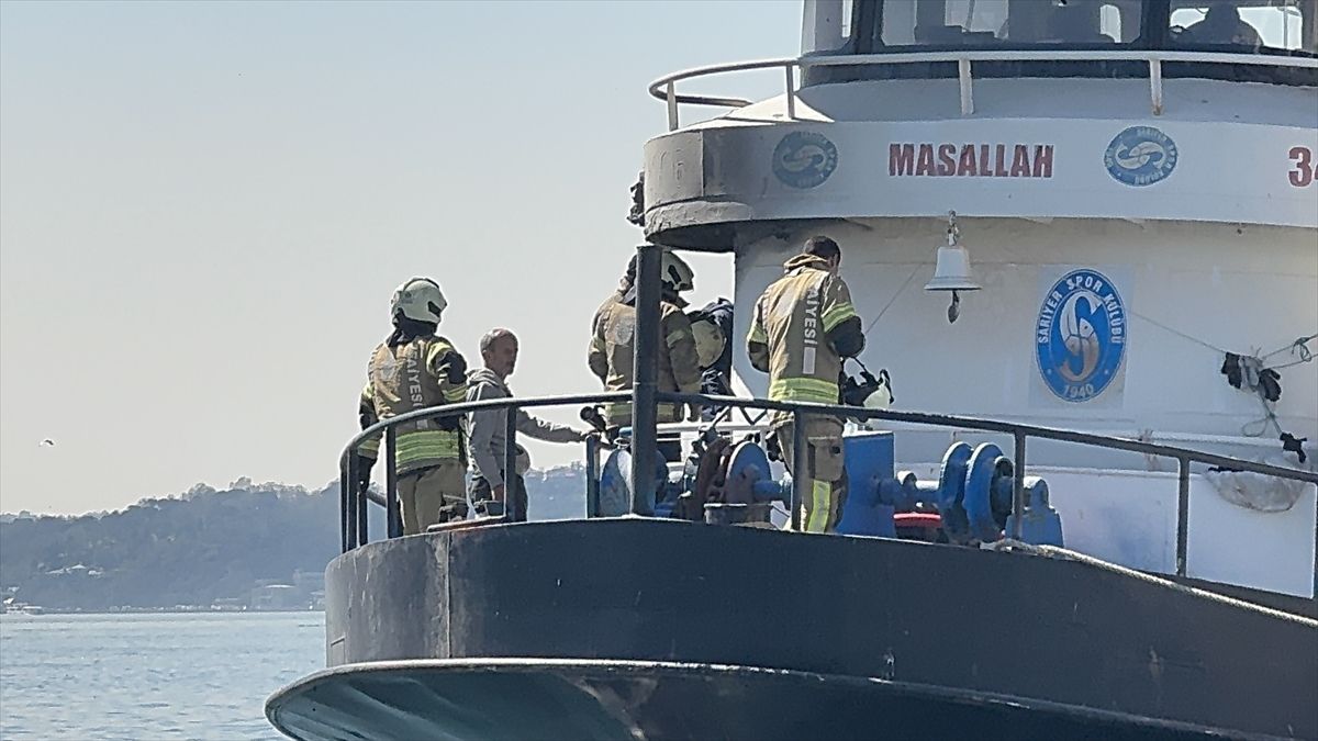 Sarıyer\'de Balıkçı Teknesinde Yangın