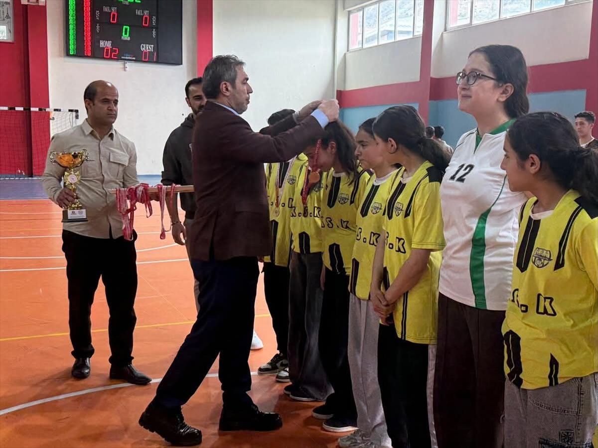 Sason\'da Futsal Turnuvası Heyecanı