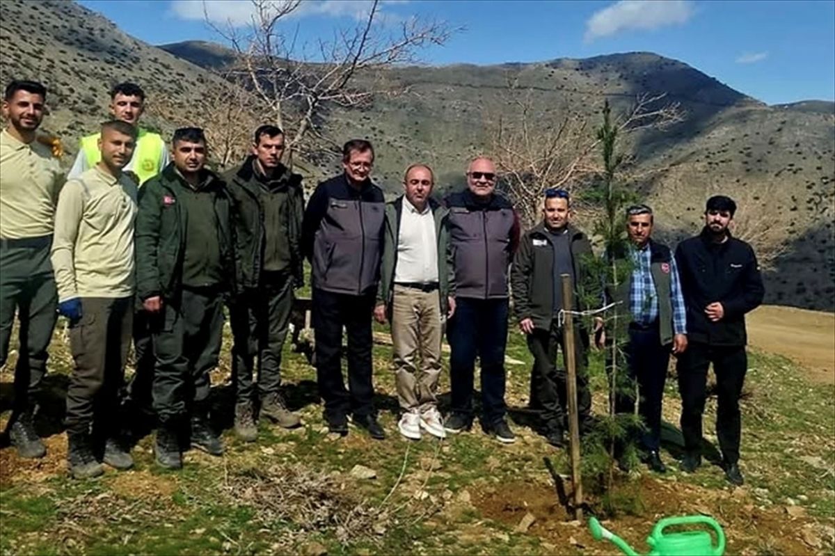 Sason\'da şehitler anısına fidan dikildi