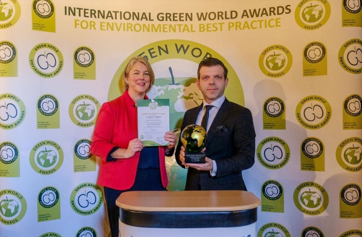 Sıfır Atık Projesi\'ne Green World Awards\'tan "Yeşil Dünya Şampiyonluğu" ödülü