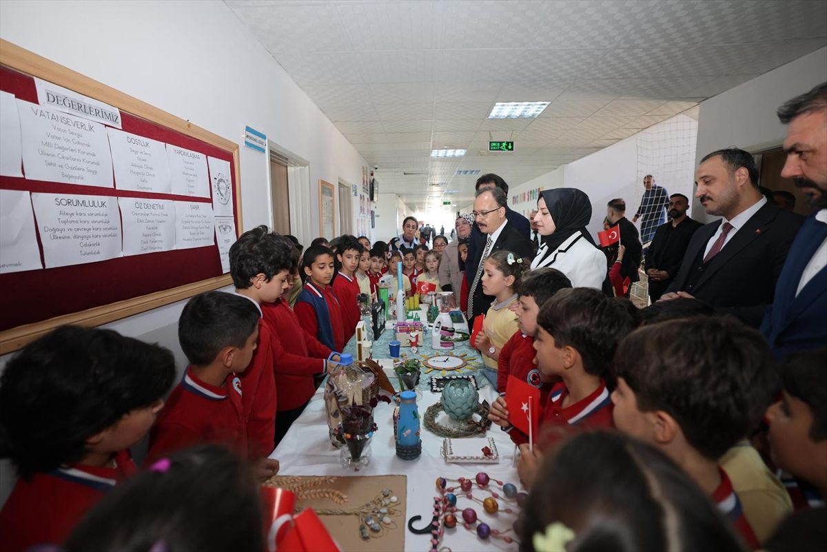 Siirt\'te 2 okulda Sıfır Atık Kütüphanesi açıldı