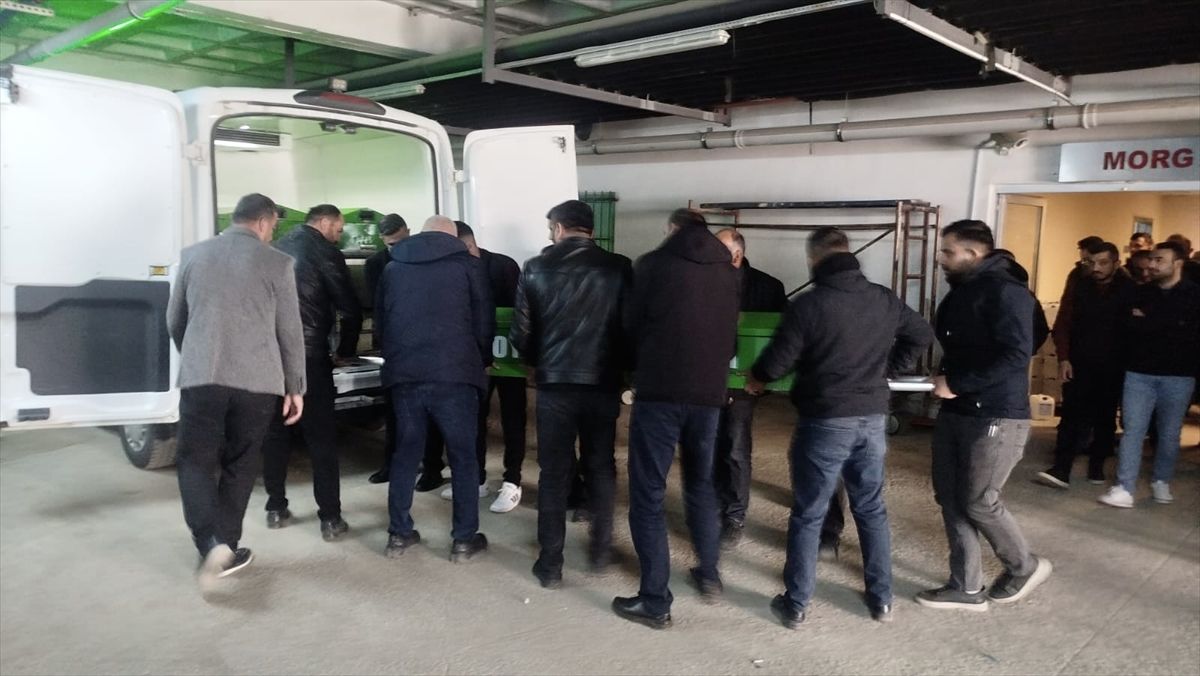 Boyabat\'ta Tabanca İle Kazara Vuruş: Bir Kişi Hayatını Kaybetti