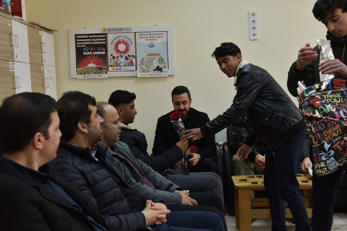 Siverek\'te Okul Eğitime Yeniden Başladı