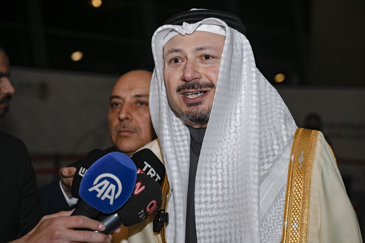 Mekke Yolu Projesi ile Hacı Adayları Uğurlandı
