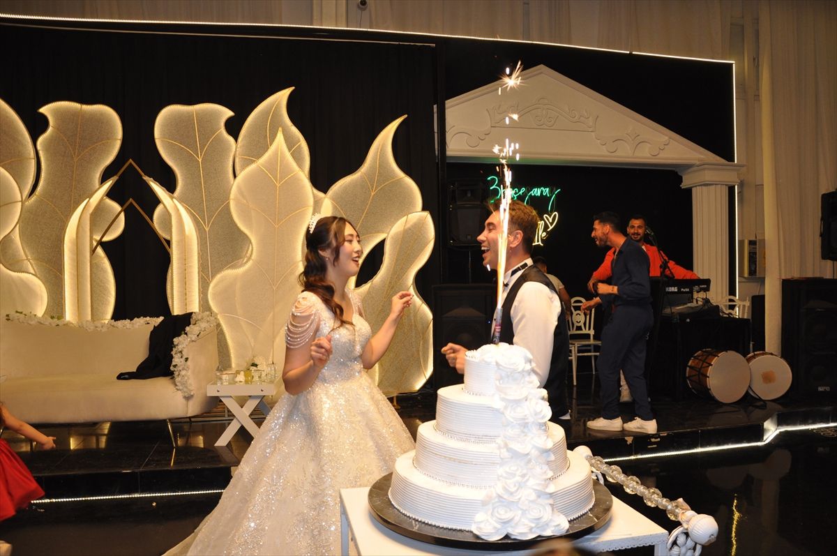 Güney Koreli Bobae Lee\'nin Türk Düğünü