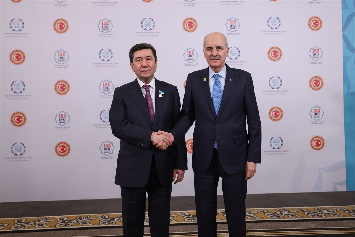 Kurtulmuş, Kazakistan Meclis Başkanı ile Görüştü