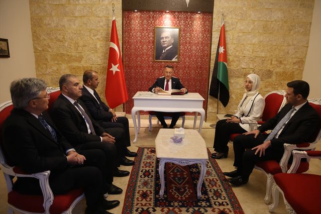 TBMM Heyeti Salt Türk Şehitliği’ni Ziyaret Etti