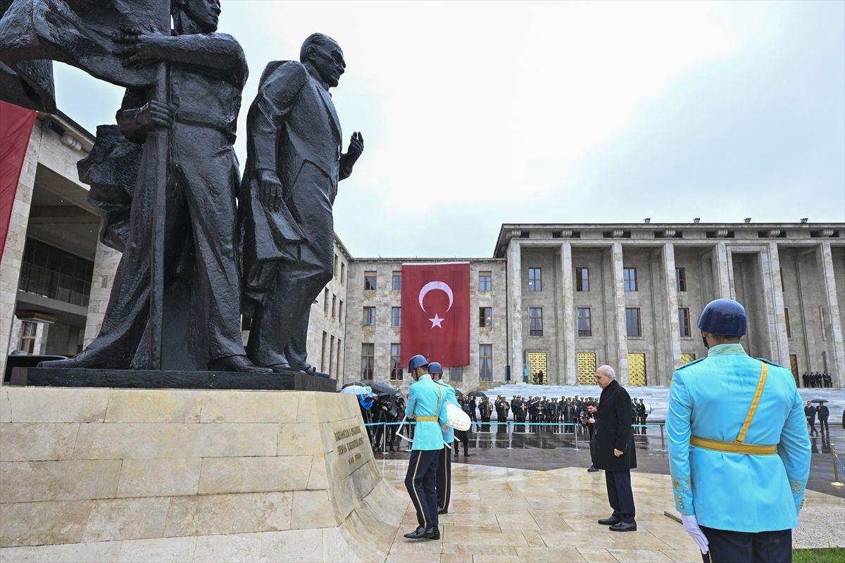 106. Yıl Töreni: Egemenlik ve Çocuk Bayramı