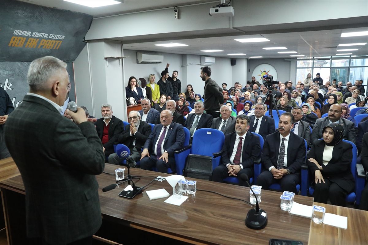 TDT Aksakallar Konseyi Başkanı Yıldırım Erzincan\'da konuştu Açıklaması