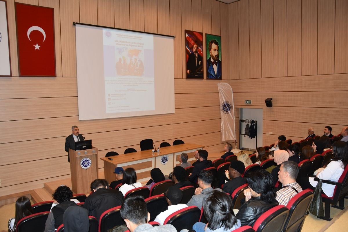 Uluslararası Öğrenci Günü Tekirdağ\'da Kutlandı