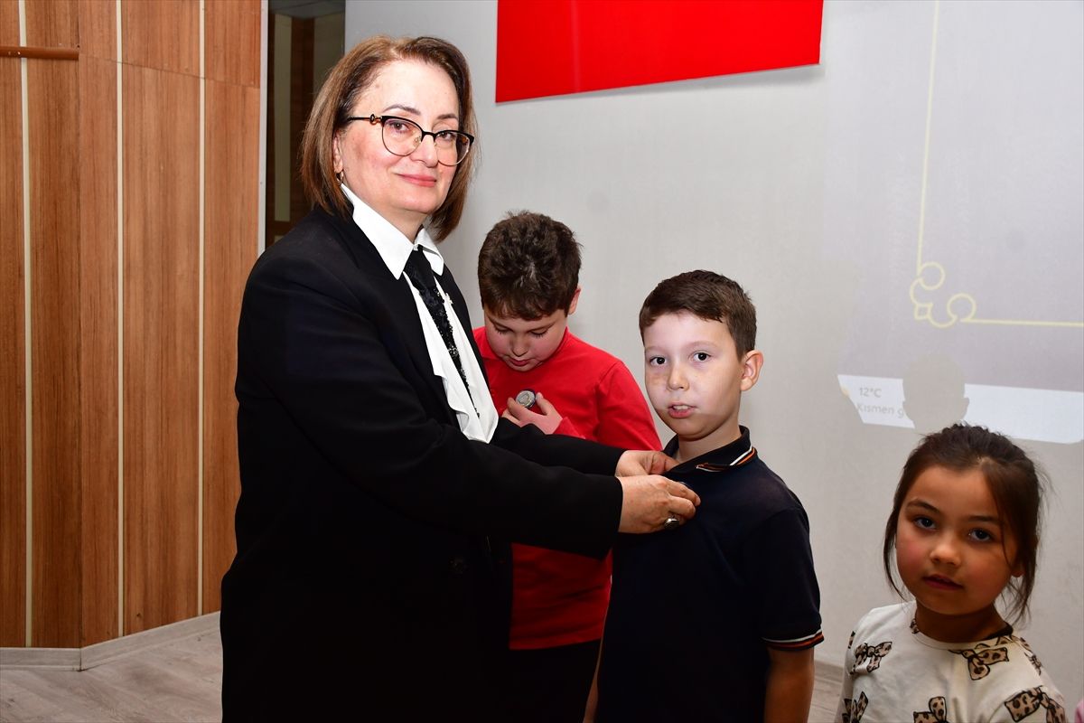 Terme\'de Çocuk Meclisi Kuruldu