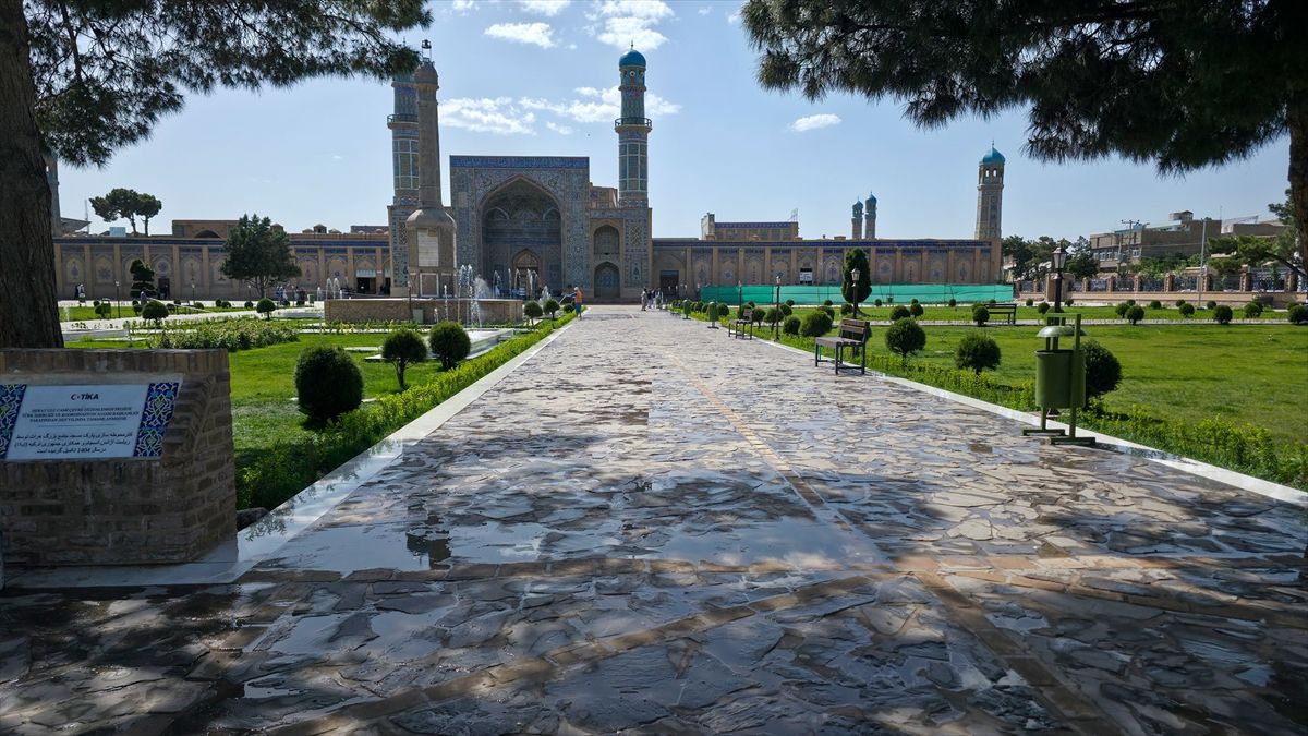 Herat Ulu Cami Parkı Yenilendi