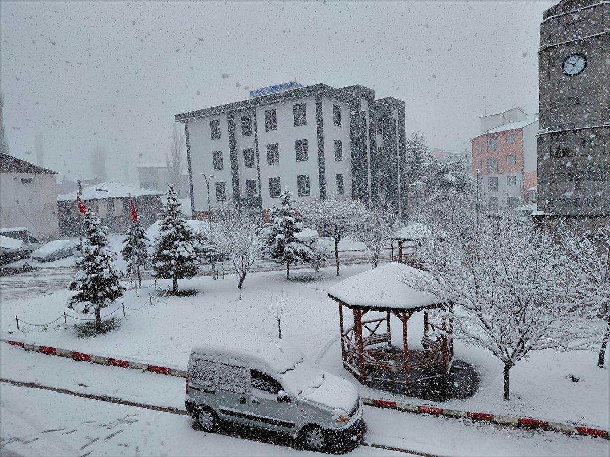 Tokat\'ta Kar Yağışı Etkili