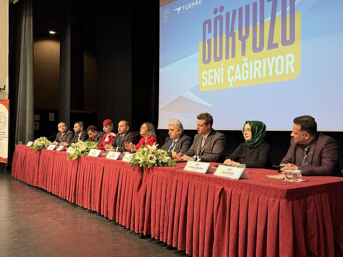 Havacılık Öğrencilere Anlatıldı