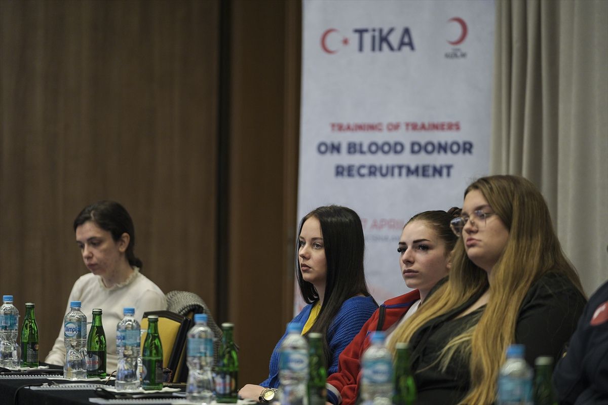 Bosna Hersek\'te Kan Bağışçıları İçin Eğitim Programı