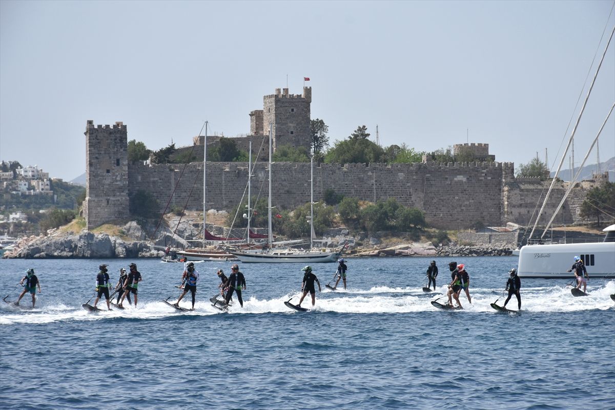 Bodrum\'da Motosurf Şampiyonası Coşkusu