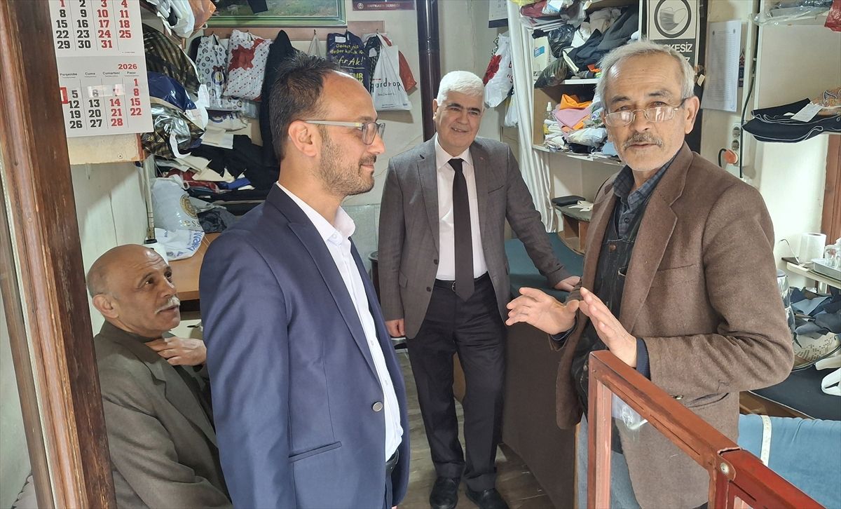 Safa Şen Beypazarı\'nda Terzileri Ziyaret Etti