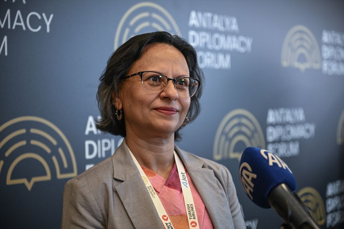 Antalya Diplomasi Forumu\'nda Diyalog Vurgusu