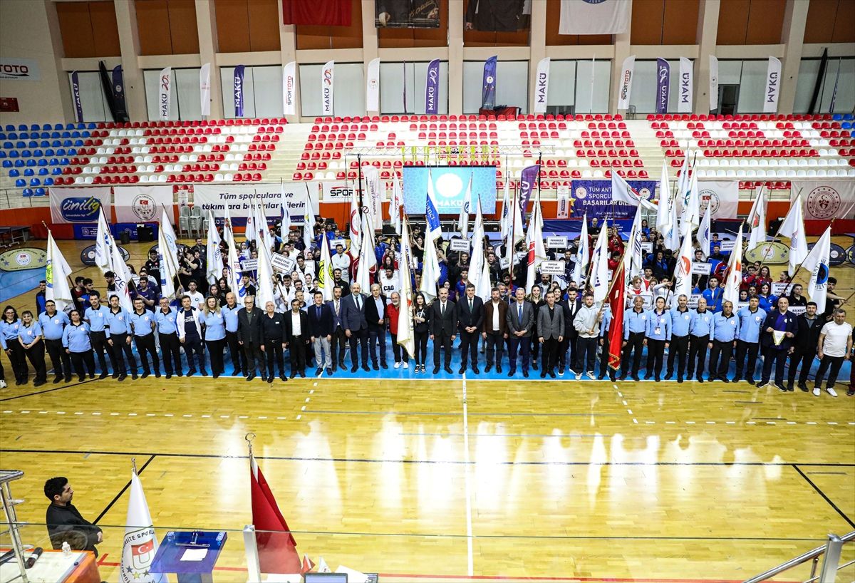 Ünilig Masa Tenisi Şampiyonası Burdur\'da Başladı