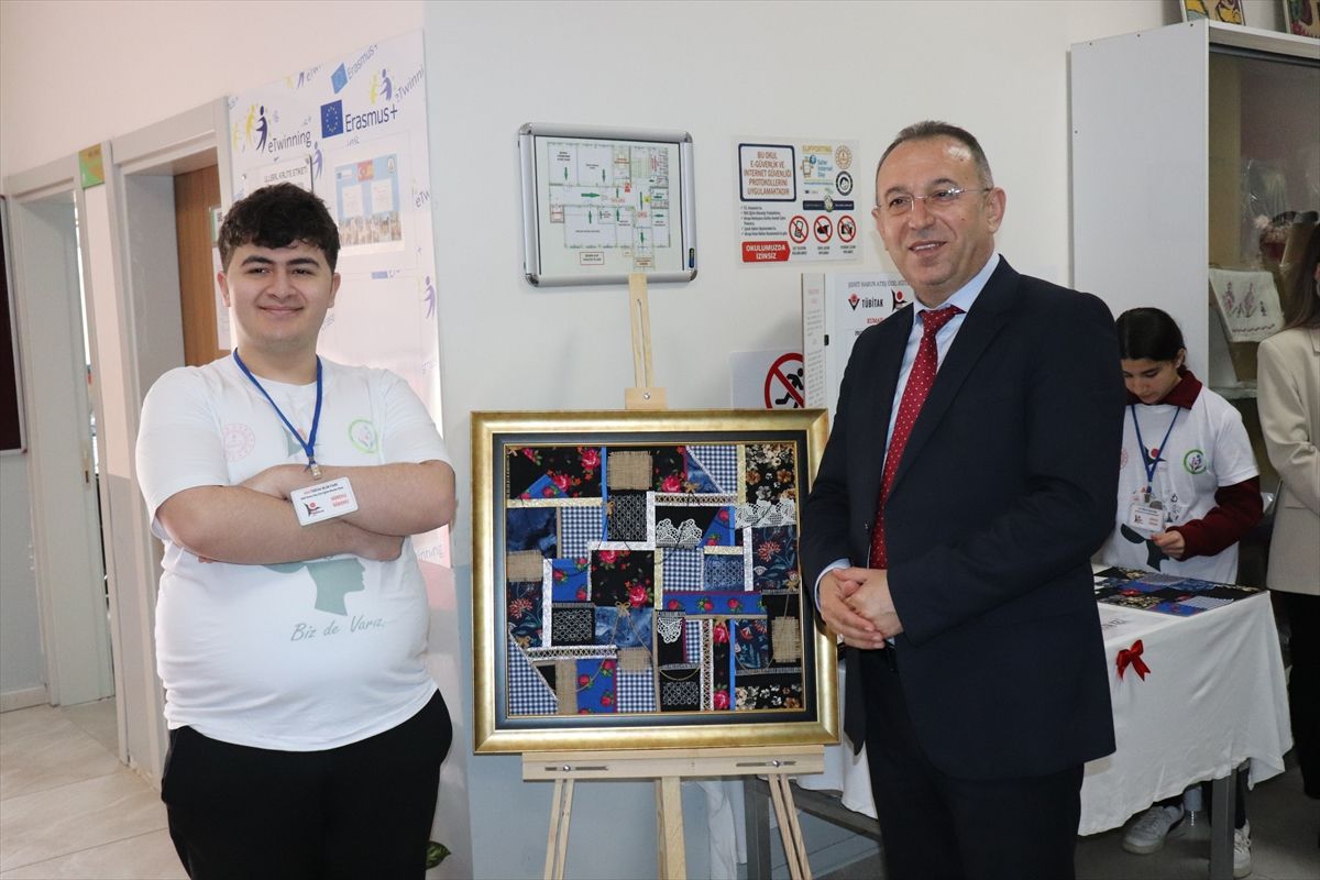 Ünye\'de TÜBİTAK 4006 Bilim Fuarı Açıldı: Özel Öğrencilerin Projeleri Sergileniyor