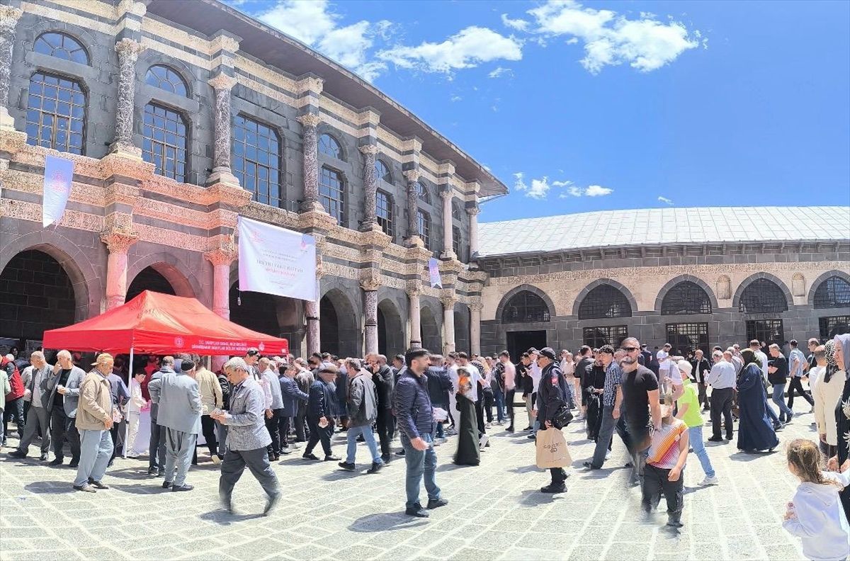Vakıf Haftası\'nda 4 ilde mevlit okutuldu