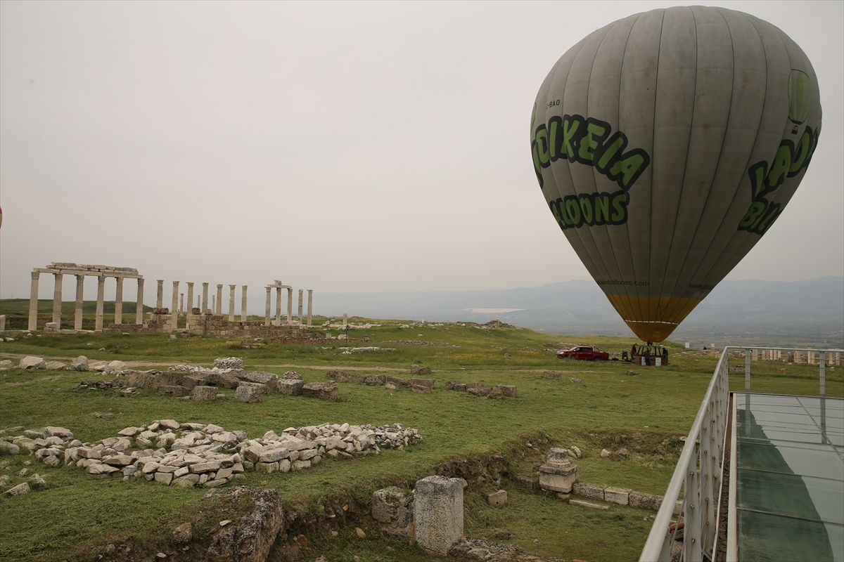 Denizli\'de Laodikya İncelemesi