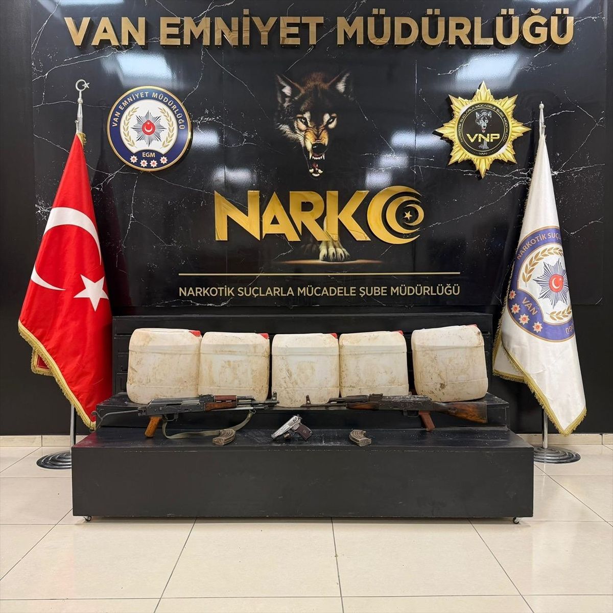 Van\'da Uyuşturucu Operasyonu: 89 Kilo Ele Geçirildi