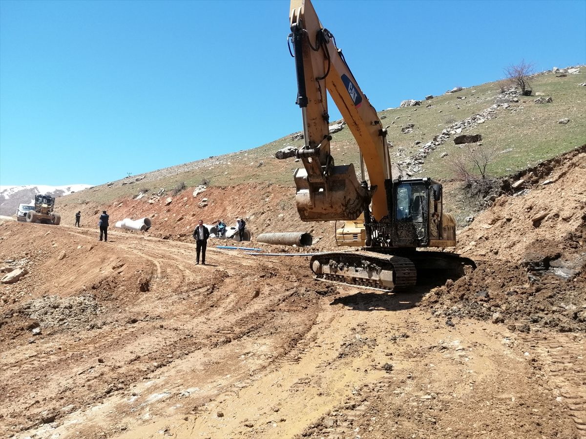 Bahçesaray Yolları Yenilendi