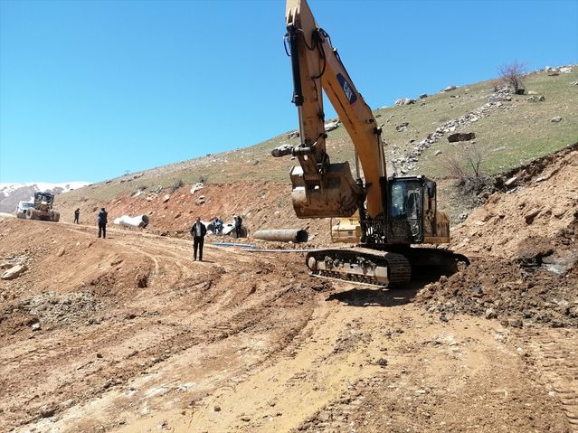 Bahçesaray Yolları Yenilendi
