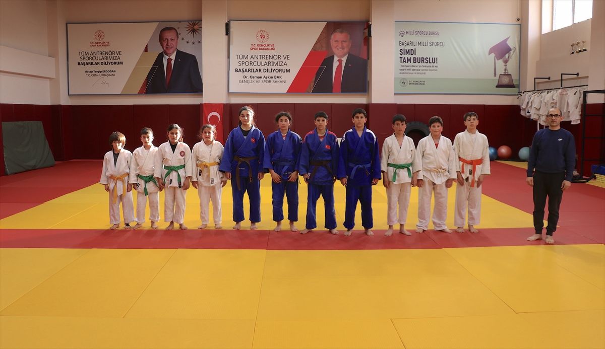 Van\'daki "Sporcu Fabrikası"nda 3 yılda binlerce çocuk ve genç eğitim aldı