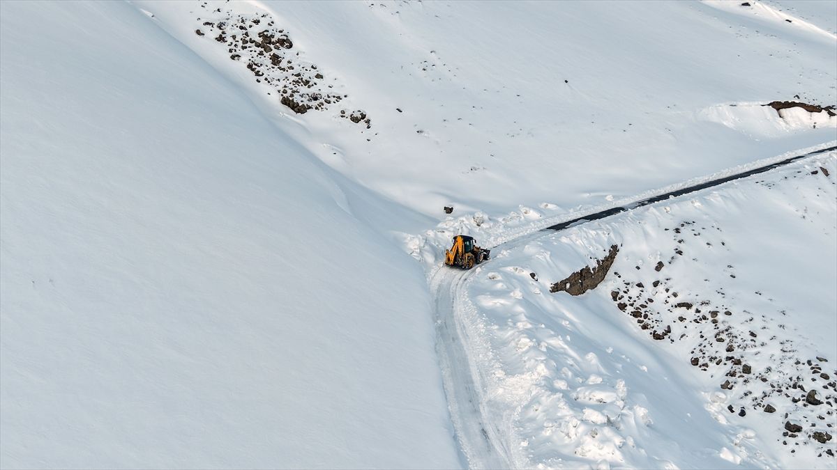 Van, Hakkari ve Bitlis\'te Kar Etkisi