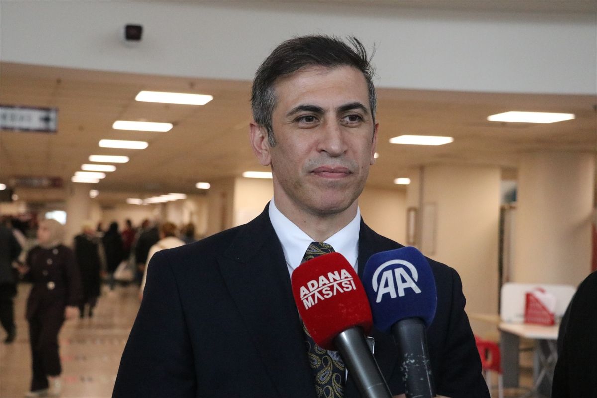 Yüreğir Kaymakamı Hastaneyi Ziyaret Etti