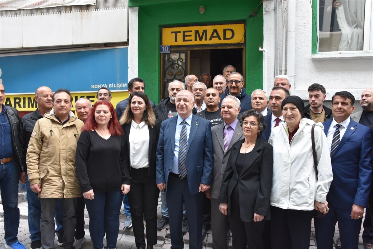 Ümit Özdağ Konya\'da Ziyaretlerde Bulundu