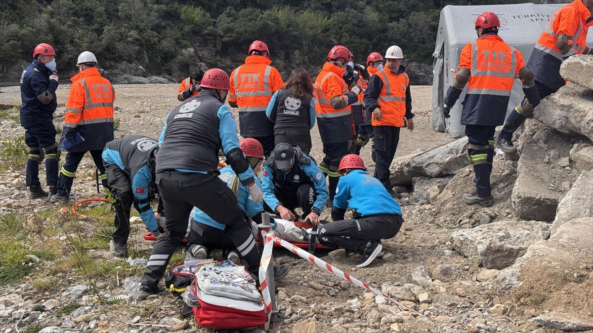 Zonguldak\'ta Afet Tatbikatı Gerçekleştirildi