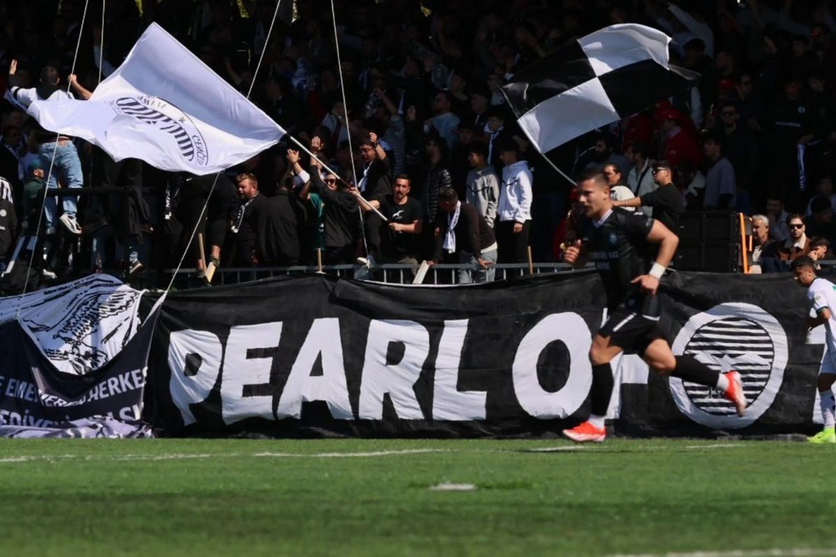 2 kez Süper Lig\'in kapısından dönmüşlerdi! Şampiyonluğa koşuyorlar