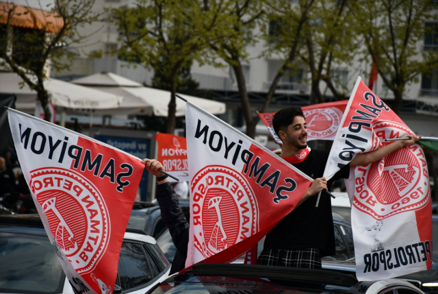 24 yıllık özlem bitti! 1. Lig'e yükselen ilk takım Batman Petrolspor