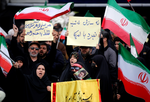 Ateşkes ihlal mi edildi? Basra Körfezi'nde İran'a ait adalarda patlamalar