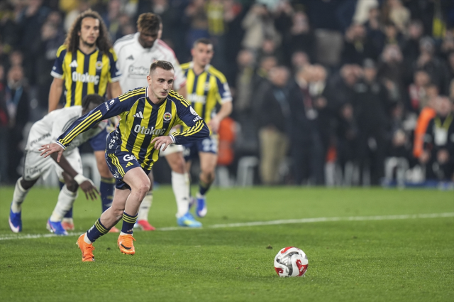 Fenerbahçe'de beklenen Kerem Aktürkoğlu kararı