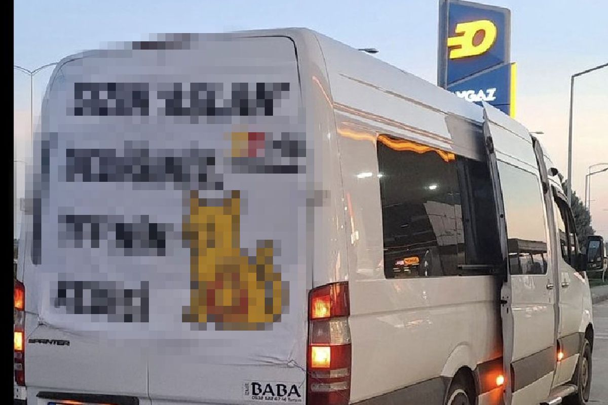 Göztepeli taraftar, Galatasaray maçı öncesi aracının arkasına astığı pankartla olay çıkardı