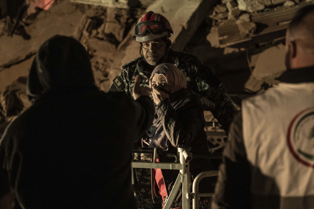 İsrail, Beyrut'u bir kez daha bombaladı