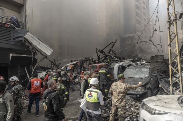 İsrail, Beyrut'u bir kez daha bombaladı