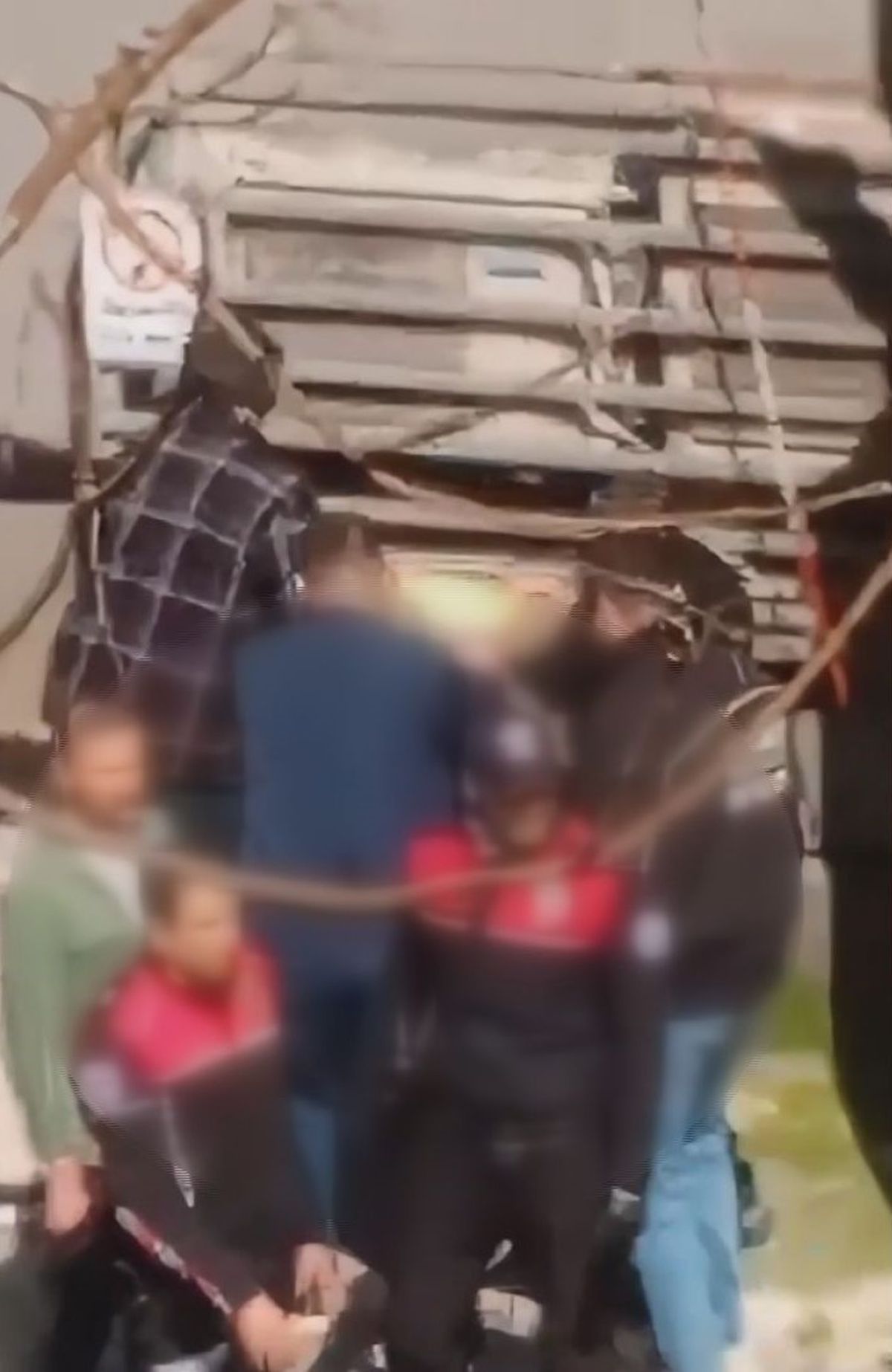 Beşiktaş\'ta Konsolosluk Önünde Çatışma