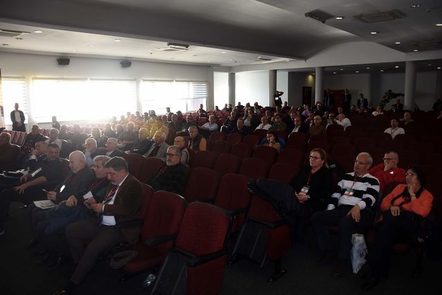 Karşıyaka’da Olağanüstü Genel Kurul Ertelendi