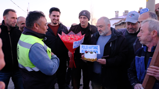 Kavga ihbarına giden polis ekipleri büyük şaşkınlık yaşadı