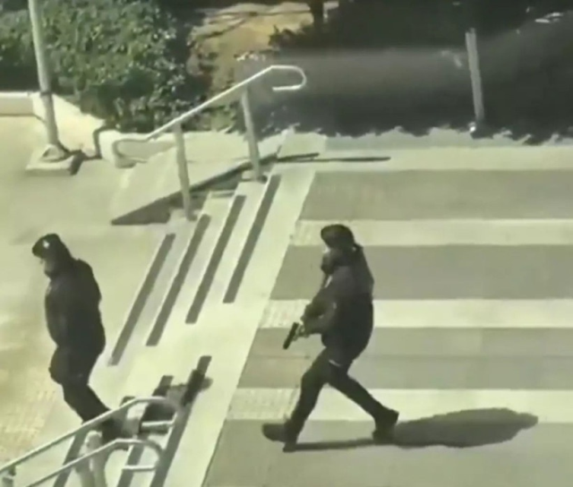 Konsolosluktaki çatışmayı telefonla kaydederken alaycı ifadeler kullandılar! 8 kişi gözaltında