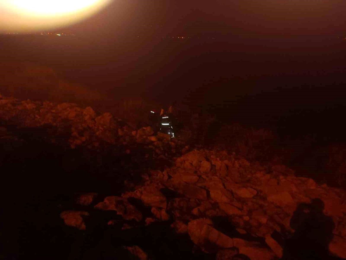 Konya-Isparta Yolunda Kaza: Sürücü Yaralandı